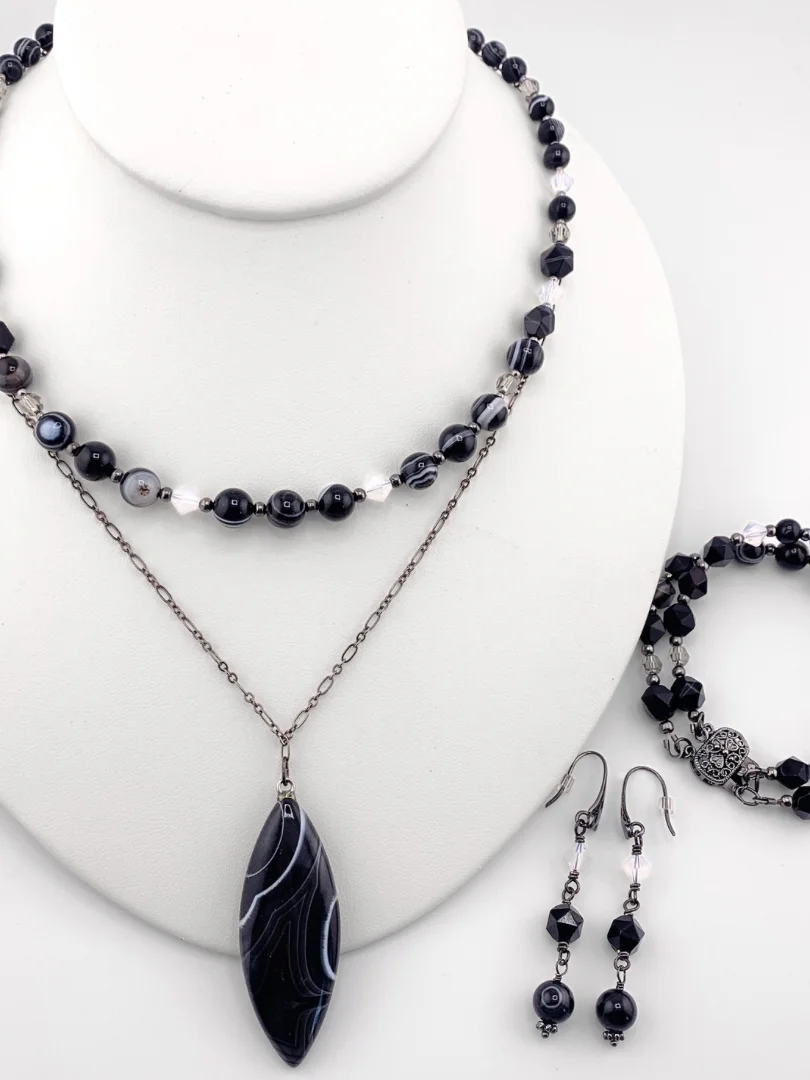 Sardonyx Two-Strand Pendant Necklace, Bracelet, and Earrings Set product image (1)
