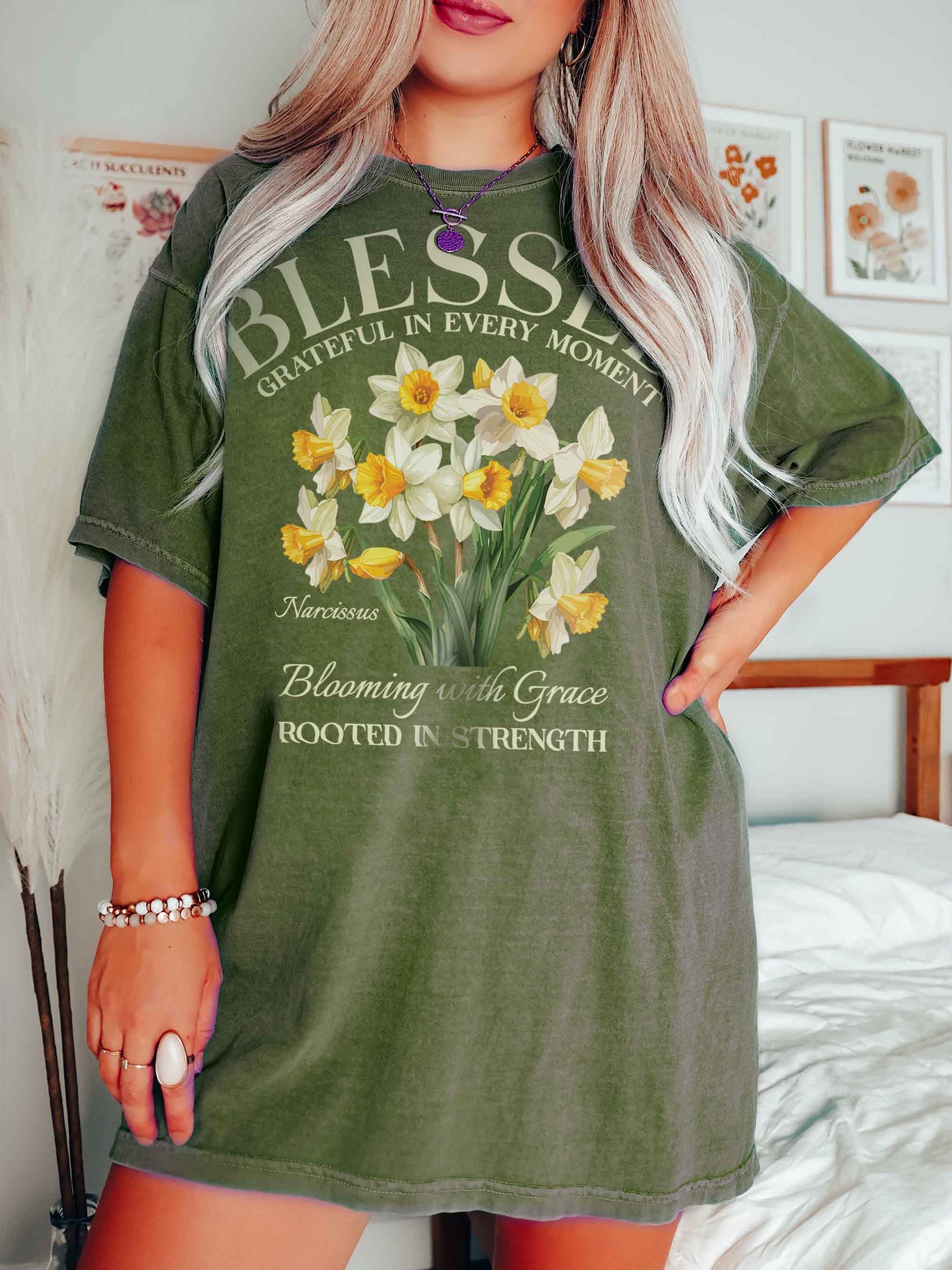 December Blessed Narcissus Flower Shirt – Blooming with Grace, Rooted in Strength Graphic Tee product image (2)