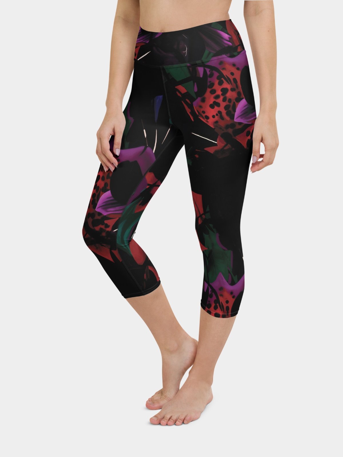 Capri Leggings "Blosoom At Midnight" Printed product image (1)