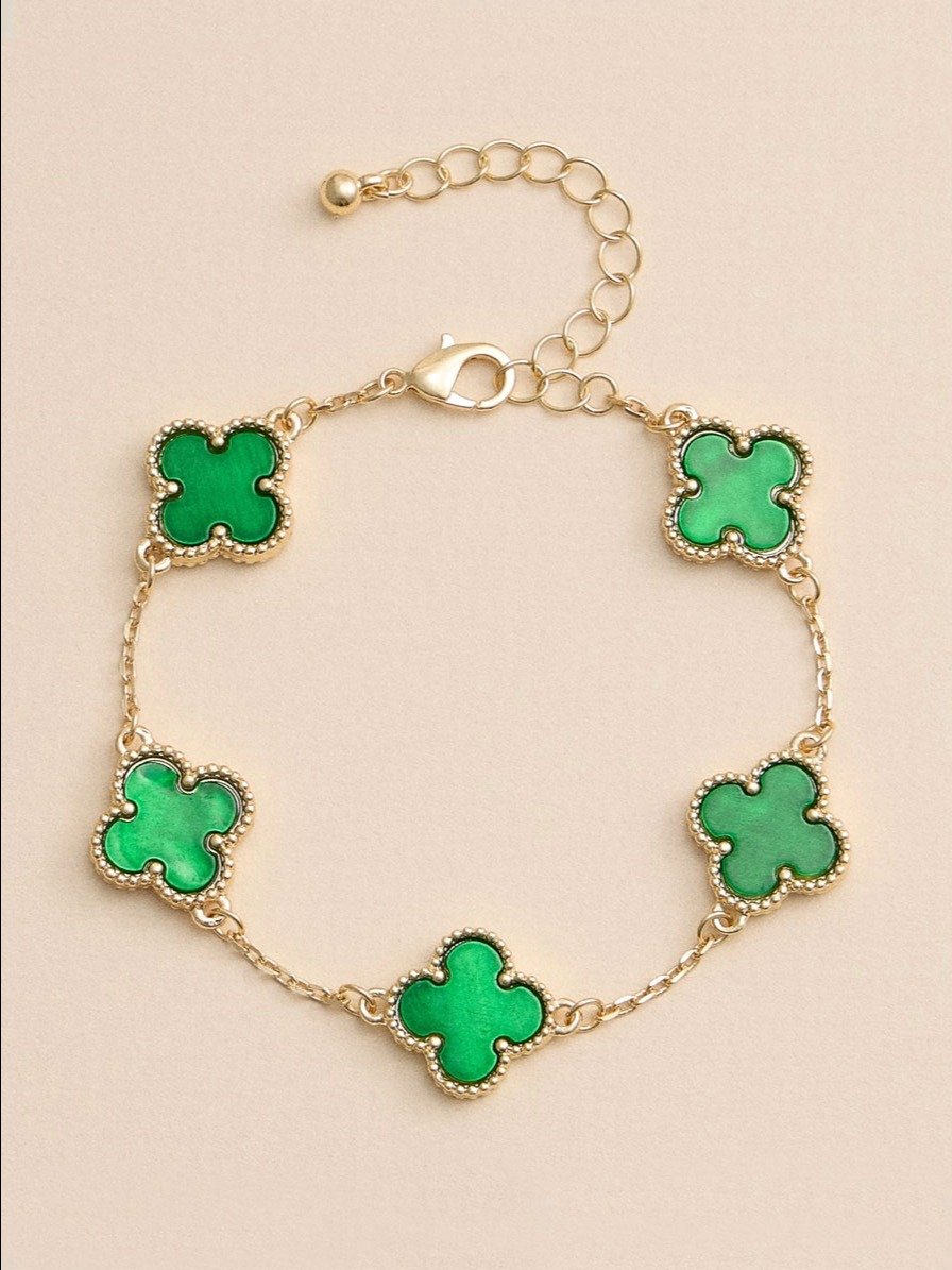 Classic Clover Bracelet product image (2)