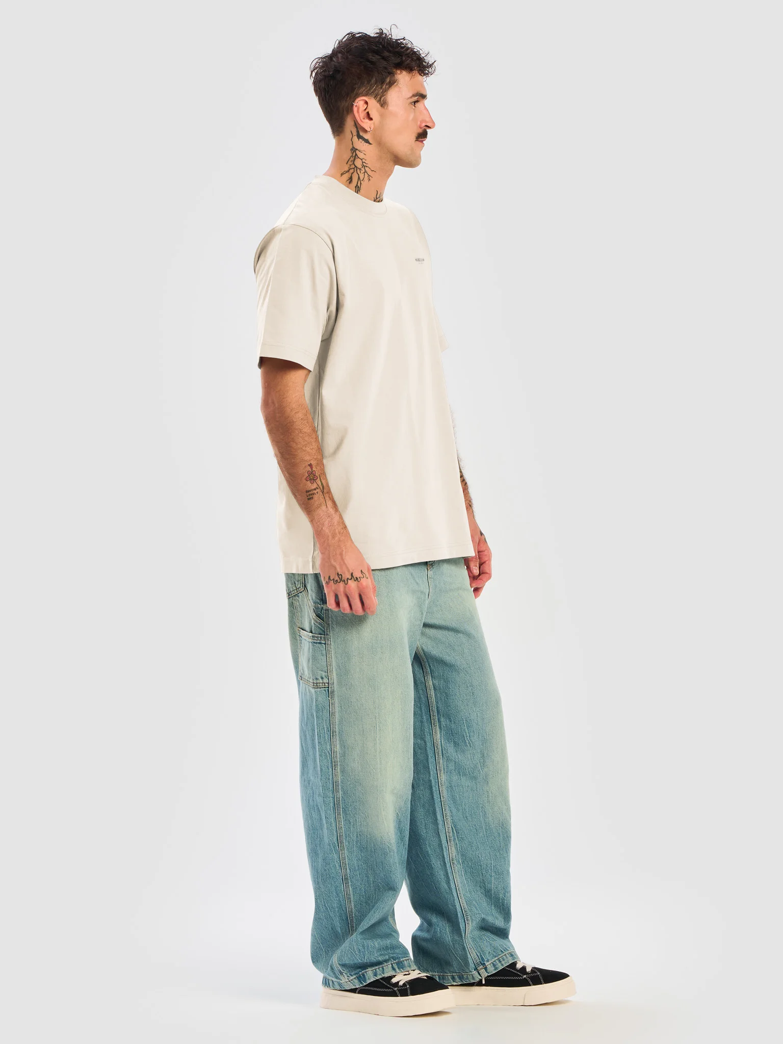 Essential 1.3m product image (47)