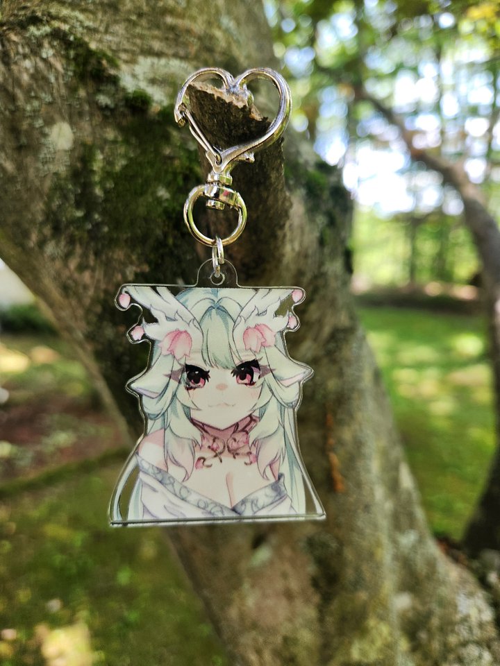 Suzuran Acrylic Keychain product image (2)