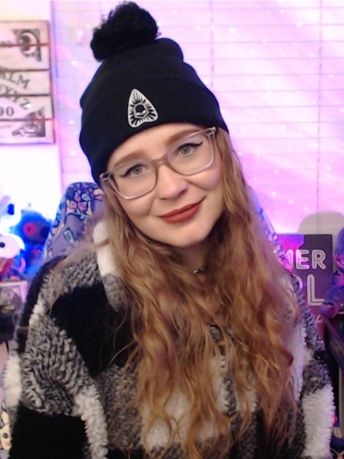 Revchette - Pom Pom Beanie product image (1)