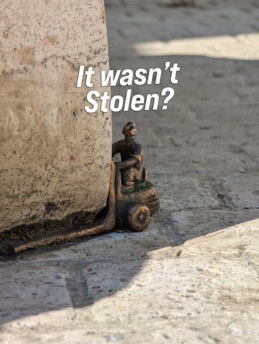 One of Budapest’s missing Kolodko mini statues wasn’t actually stolen. 👀

The tiny Forklift at Liberty Square was removed by ...