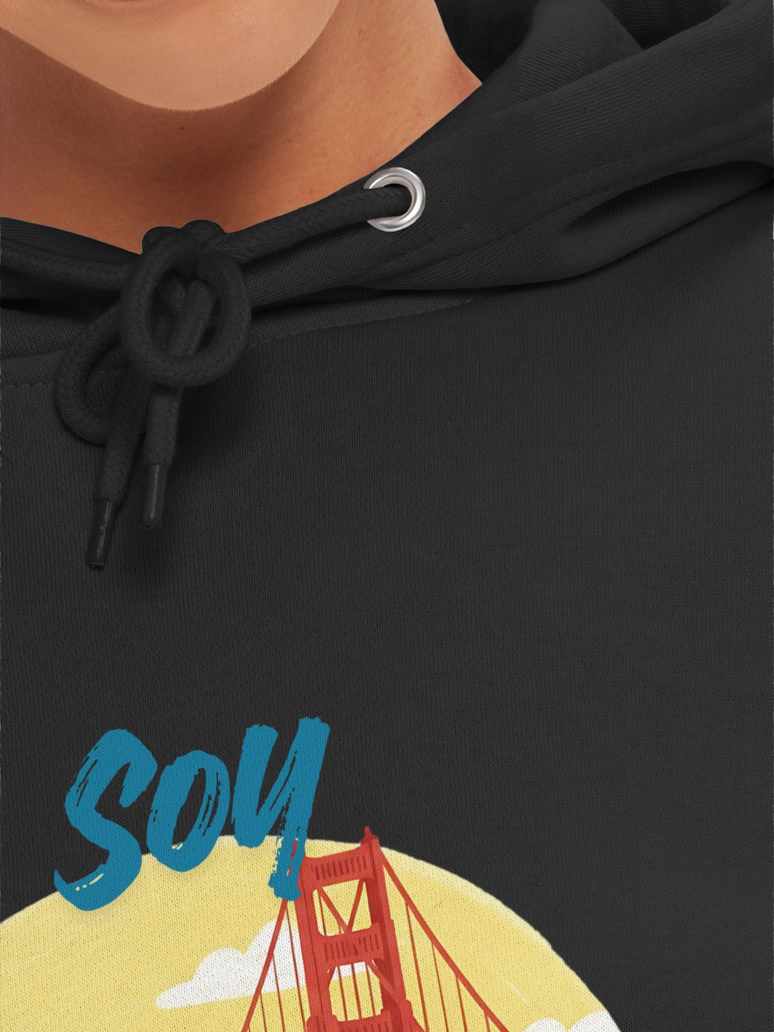 Soy Californiana Hoodie – Spanish California Pride Hoodie | Golden Gate Bridge Graphic Shirt product image (7)