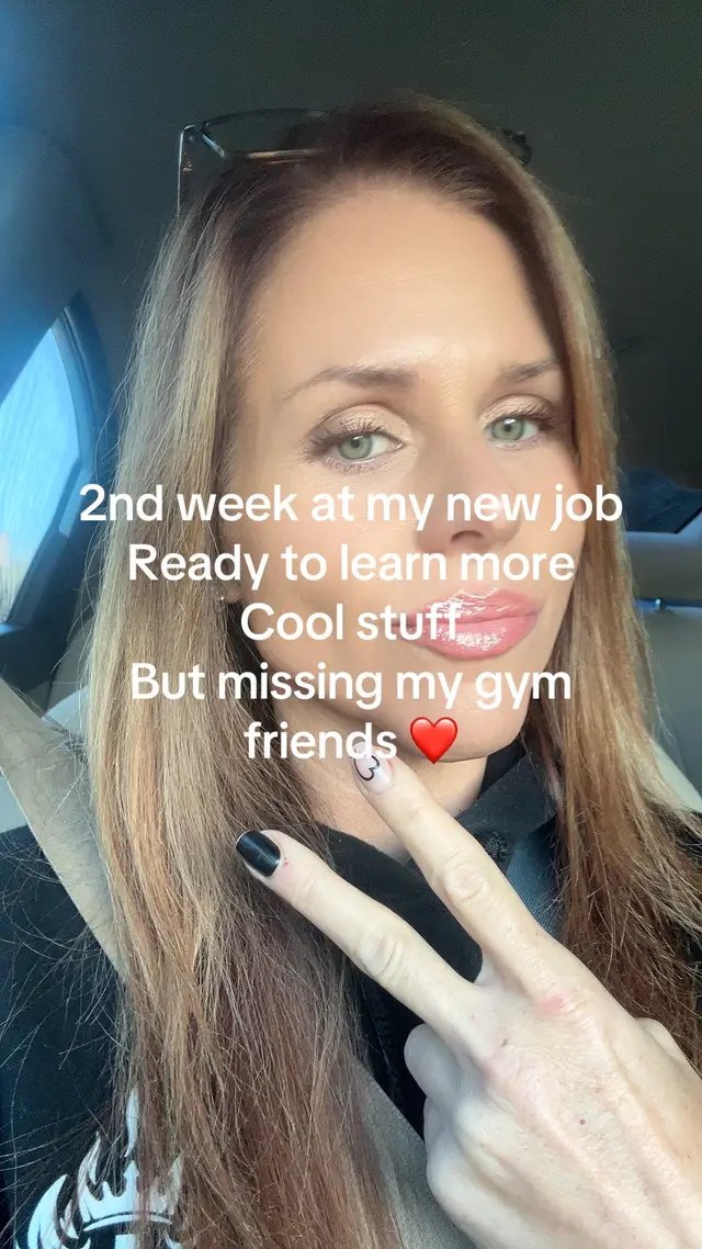 Loving my new job but it means I can’t go to my class at the gym with my friends. Sometimes in life we have to make those hard sacrifices for the ones we love ❤️ so we can live this crazy crazy life!! Happy Monday