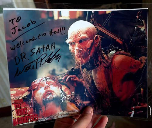 While at the Michigain Oddities & Horror Fest @mihorrorfest i also was able to meet Walter Phelan  @walterthomasphelan who pl...