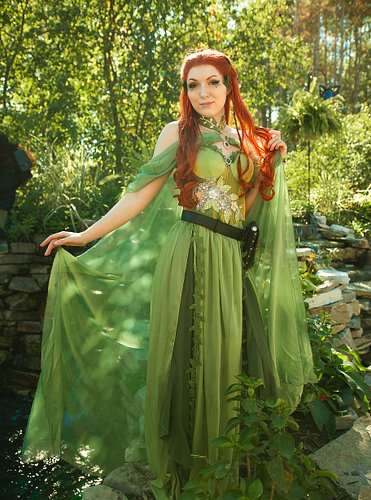 I got my photos back that I had taken at Ren Fest! I first want to say THANK YOU to @silverwolf_x20a for taking these for me!...