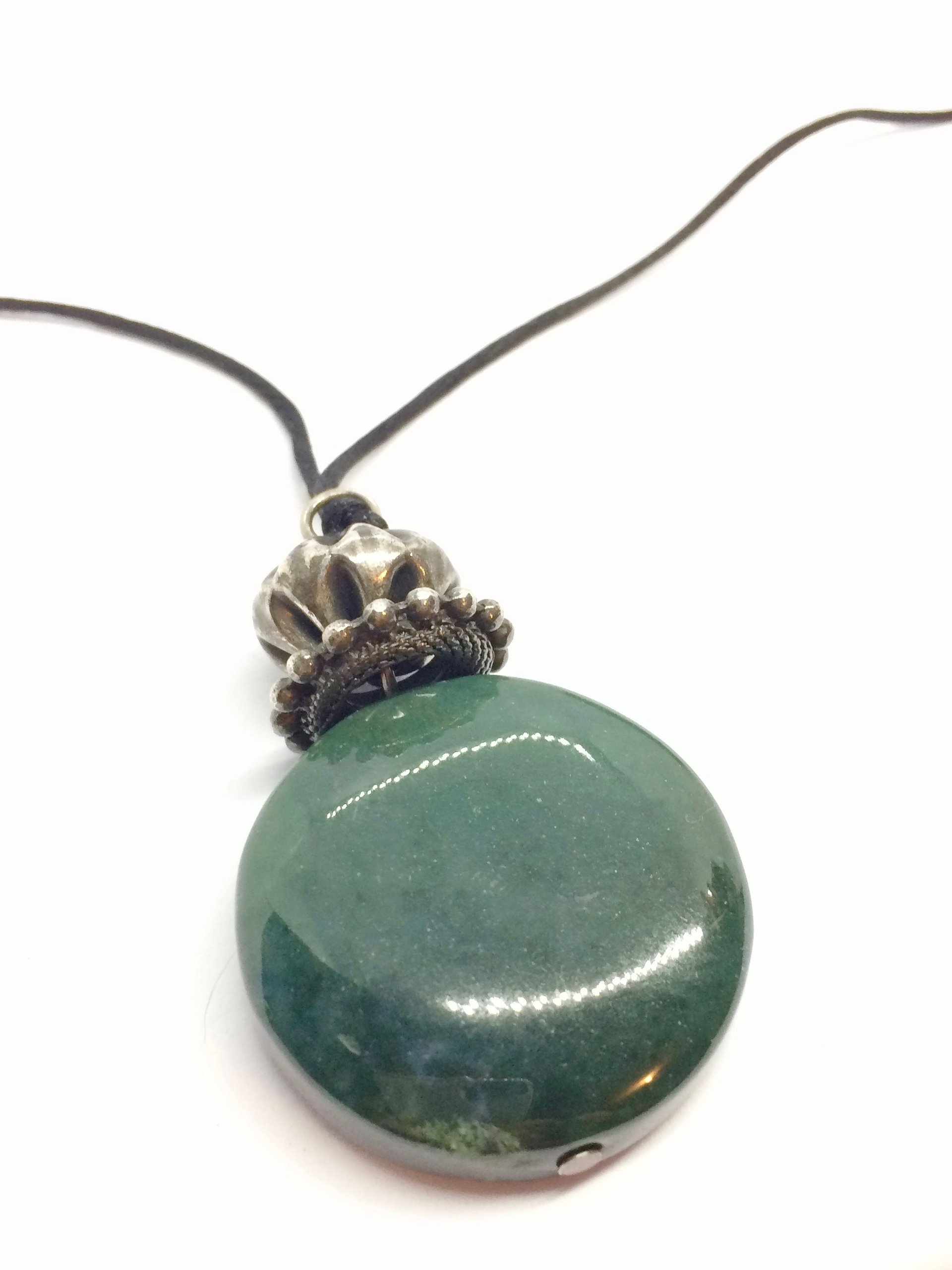 Verdant Stone Necklace product image (6)