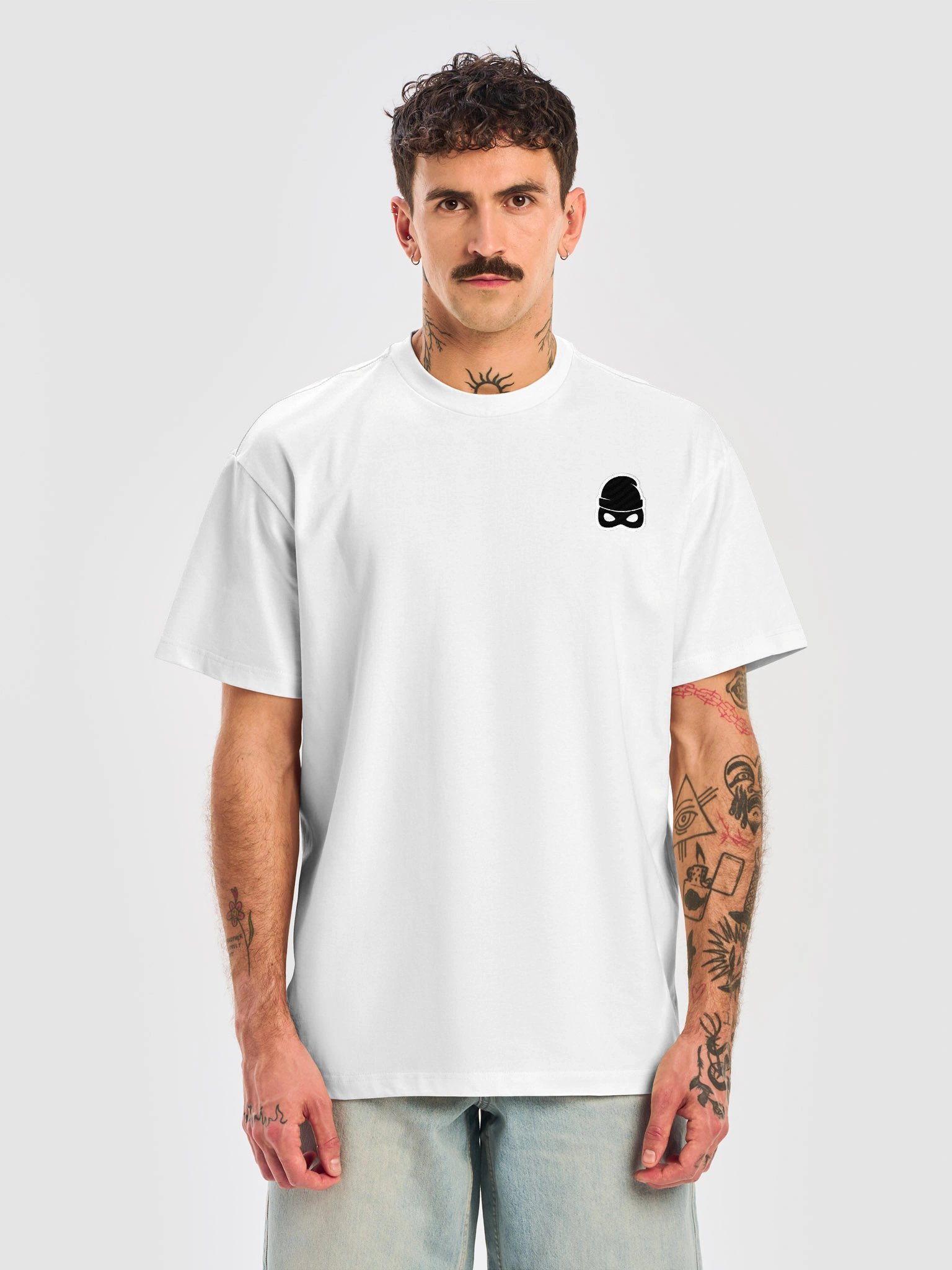 Thiefs Logo White Heavy T-Shirt (Embroidered Logo) product image (5)