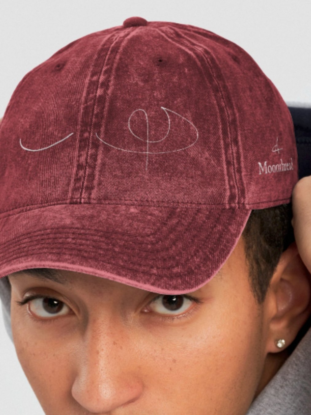 Hat (Moonthread, in Red) product image (1)