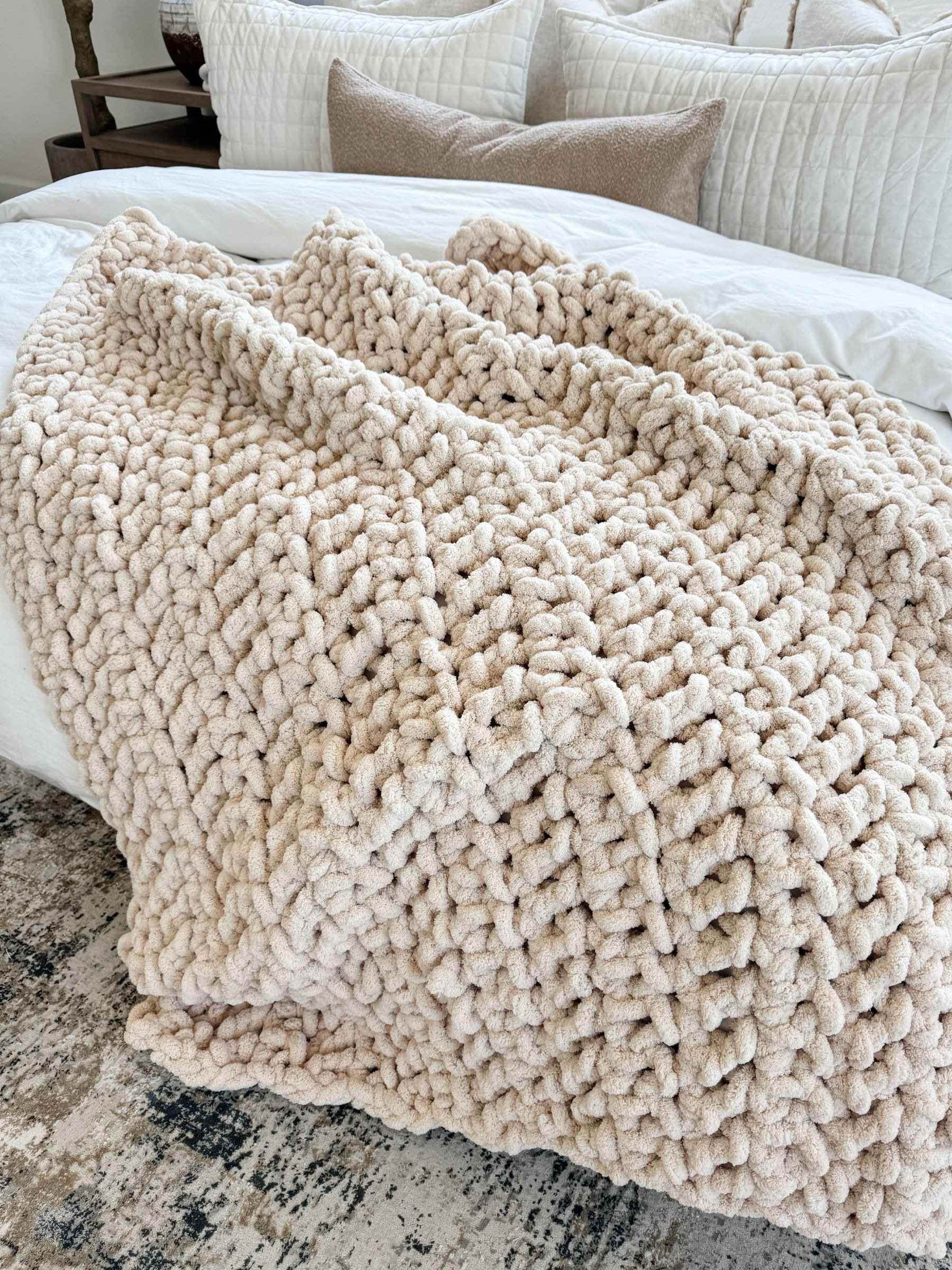 Colossal Cuddles Blanket Crochet Pattern product image (4)