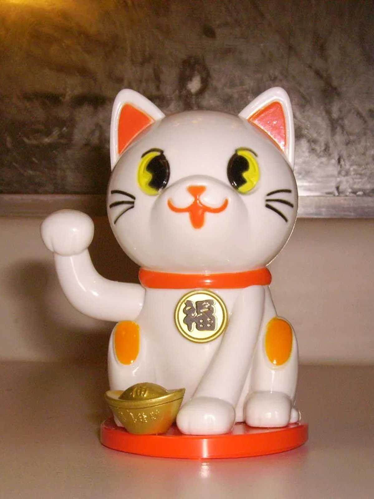 dronecat (white) product image (1)