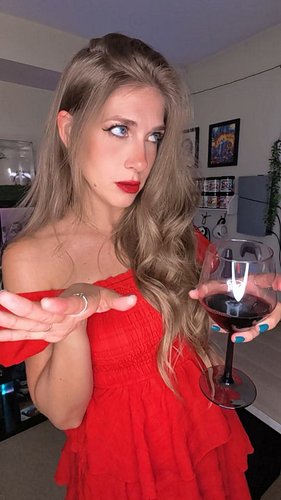 This was sundress day 9 from the SUNDRESS-A-THON ❣️! And one of my favorites 😄 can't go wrong in a red dress!! Also who can r...