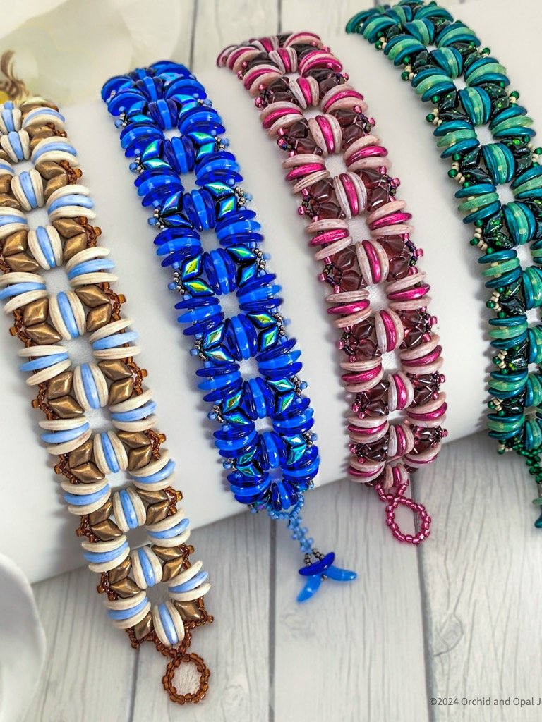 Operetta Beaded Bracelet - Green product image (2)