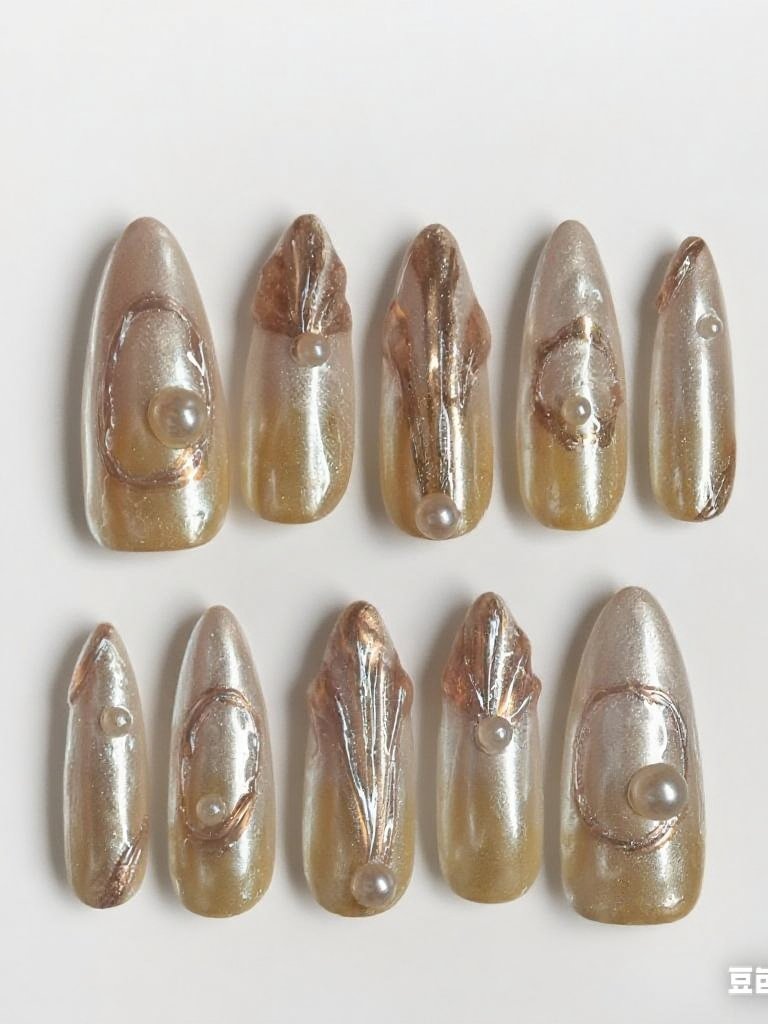 Yellow Pearl Glaze product image (3)