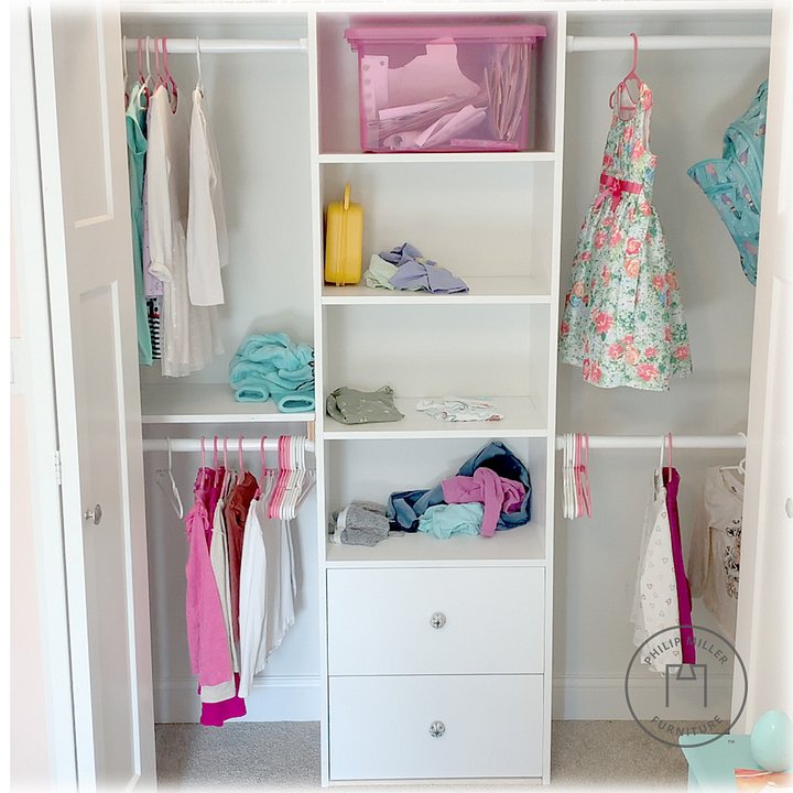 Bedroom Closet With Drawers - Woodworking Plans and 3D SketchUp Model product image (2)
