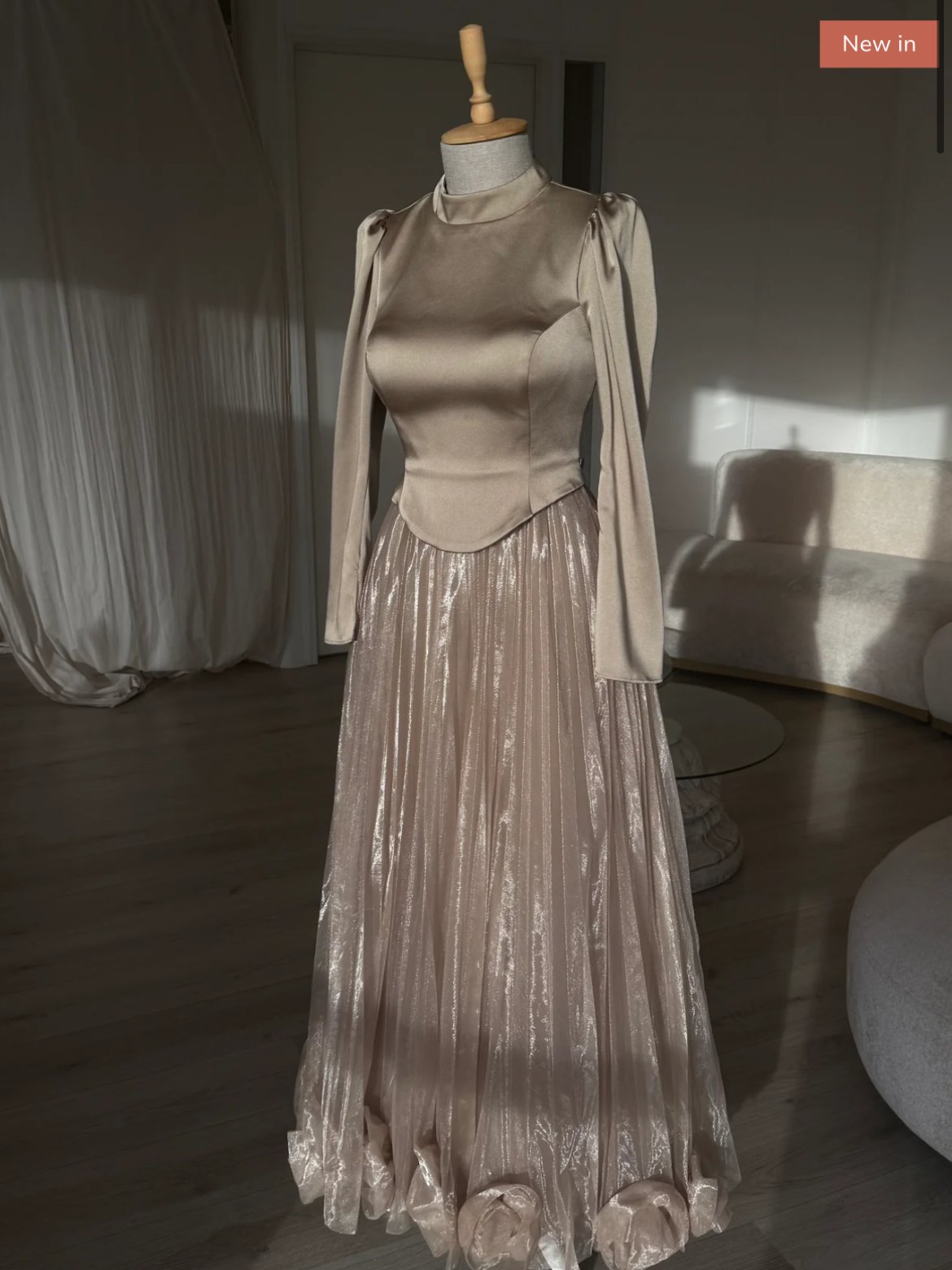 Luxury Dress product image (2)