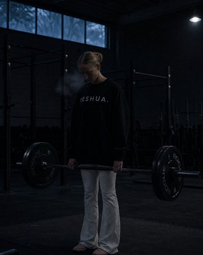 5am. Empty cage. Nobody clapping.

This is the part nobody posts, the rep before the crowd, the prayer before the whistle. It...
