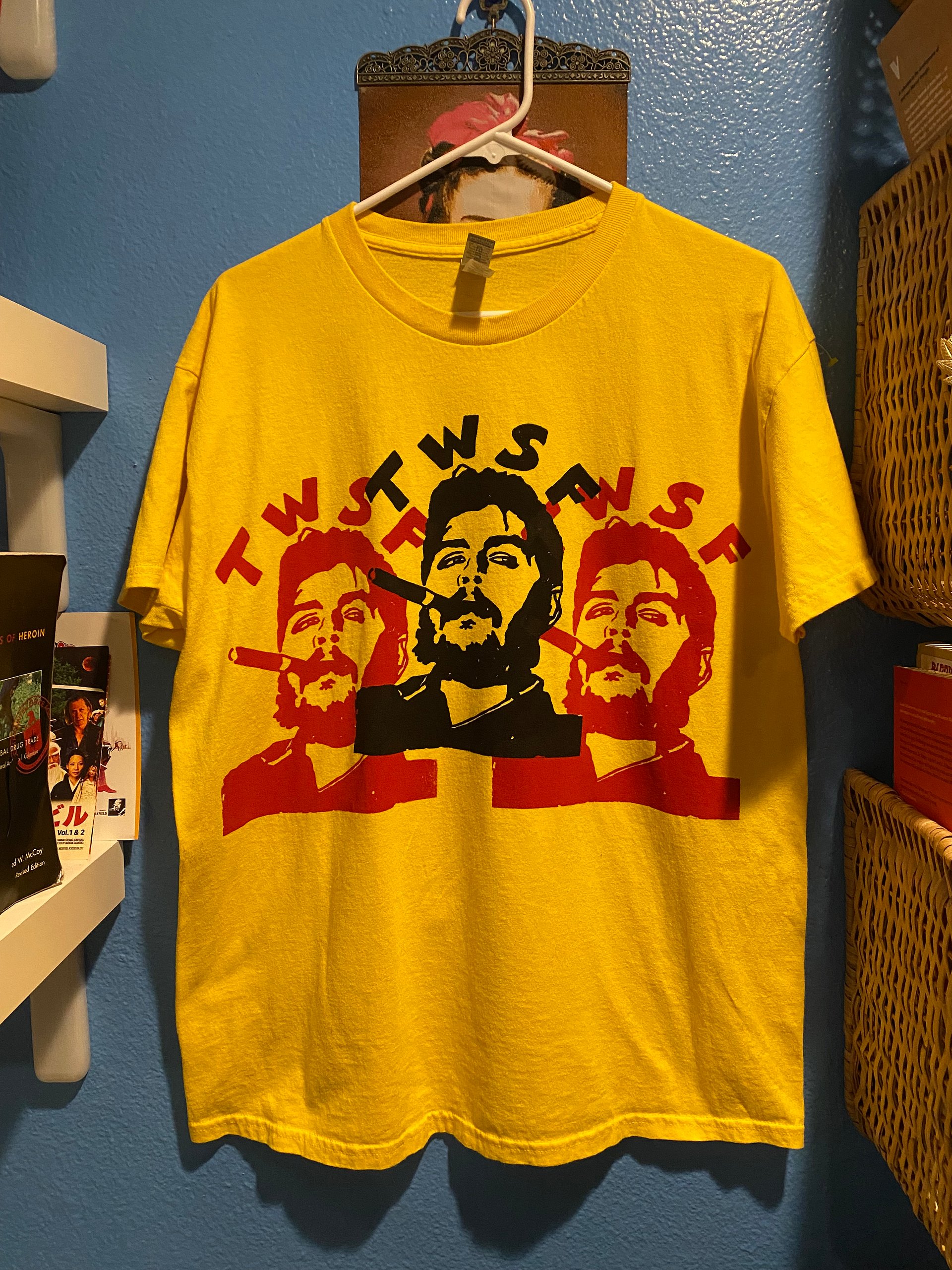 In Focus: Che (L) product image (1)