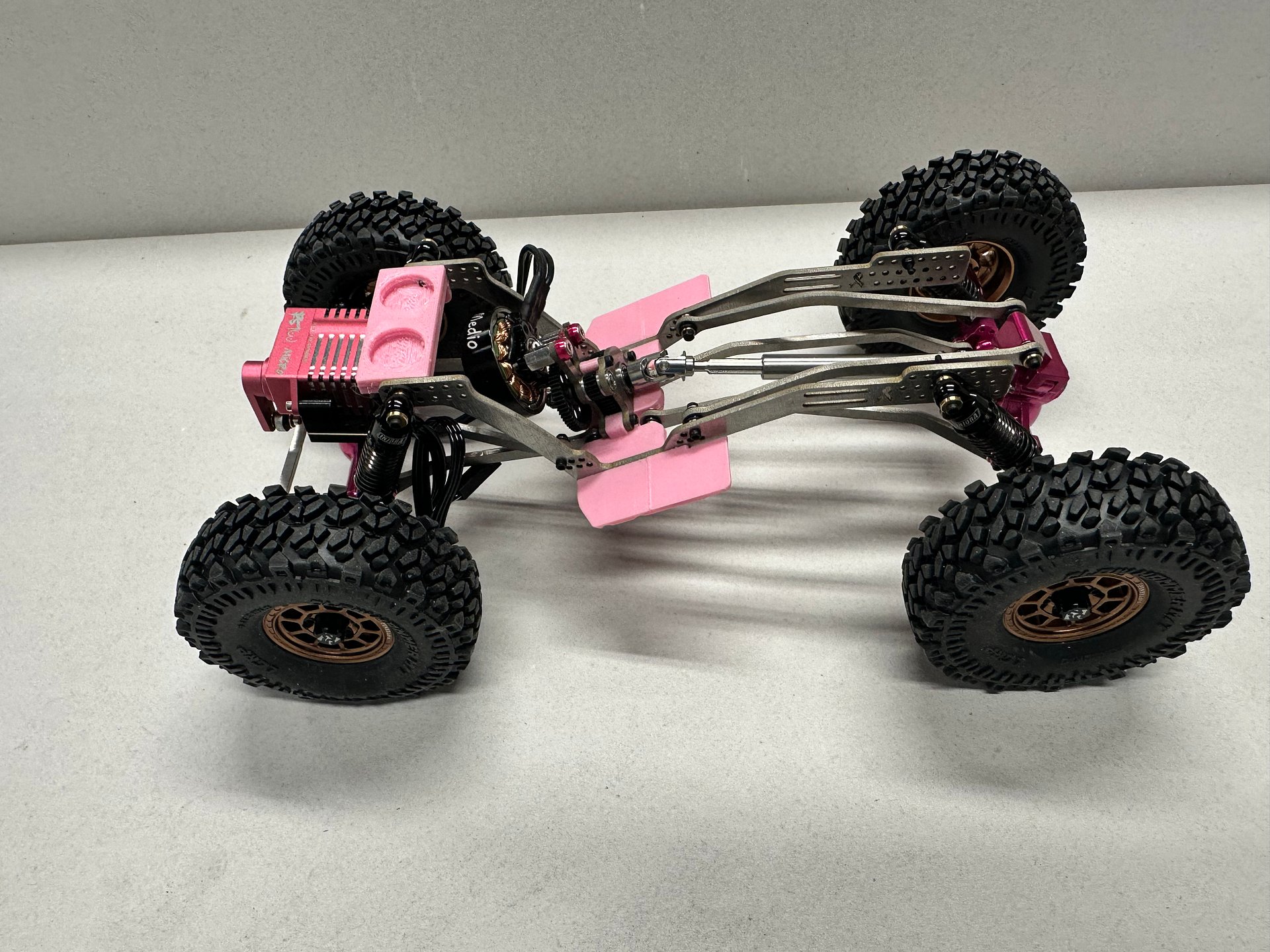 Jackalope SCX24 Transmission 12mm mount product image (5)