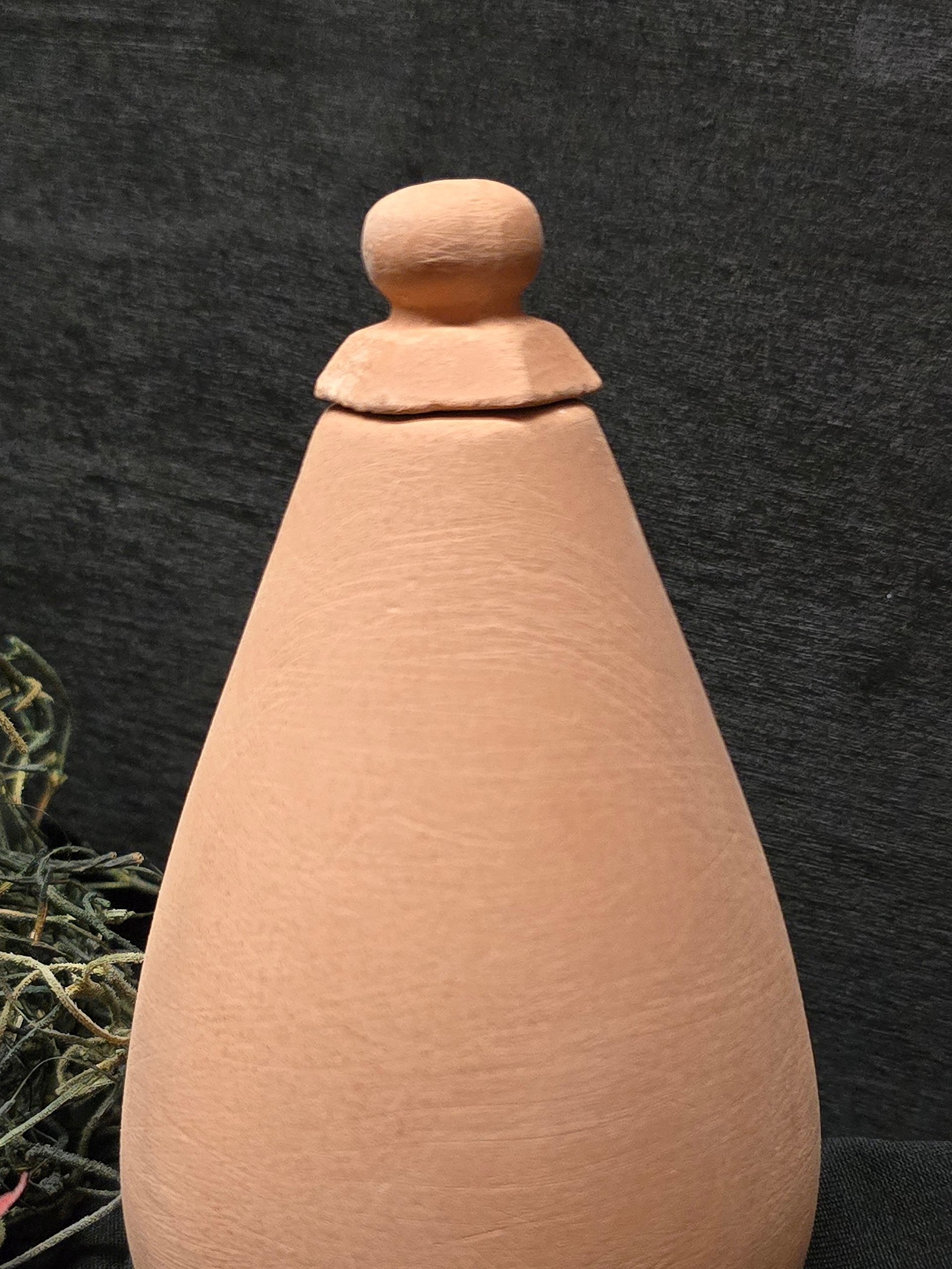 Terracotta Olla Watering Pot, Self Watering Garden Irrigation, Water Saving Olla for Raised Beds, Planters & Gardens (8oz) product image (4)