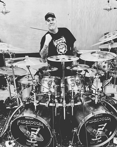 Happy Birthday to our good friend, Chris Kontos of Forbidden (ex Machine Head). Hope you enjoyed the day!