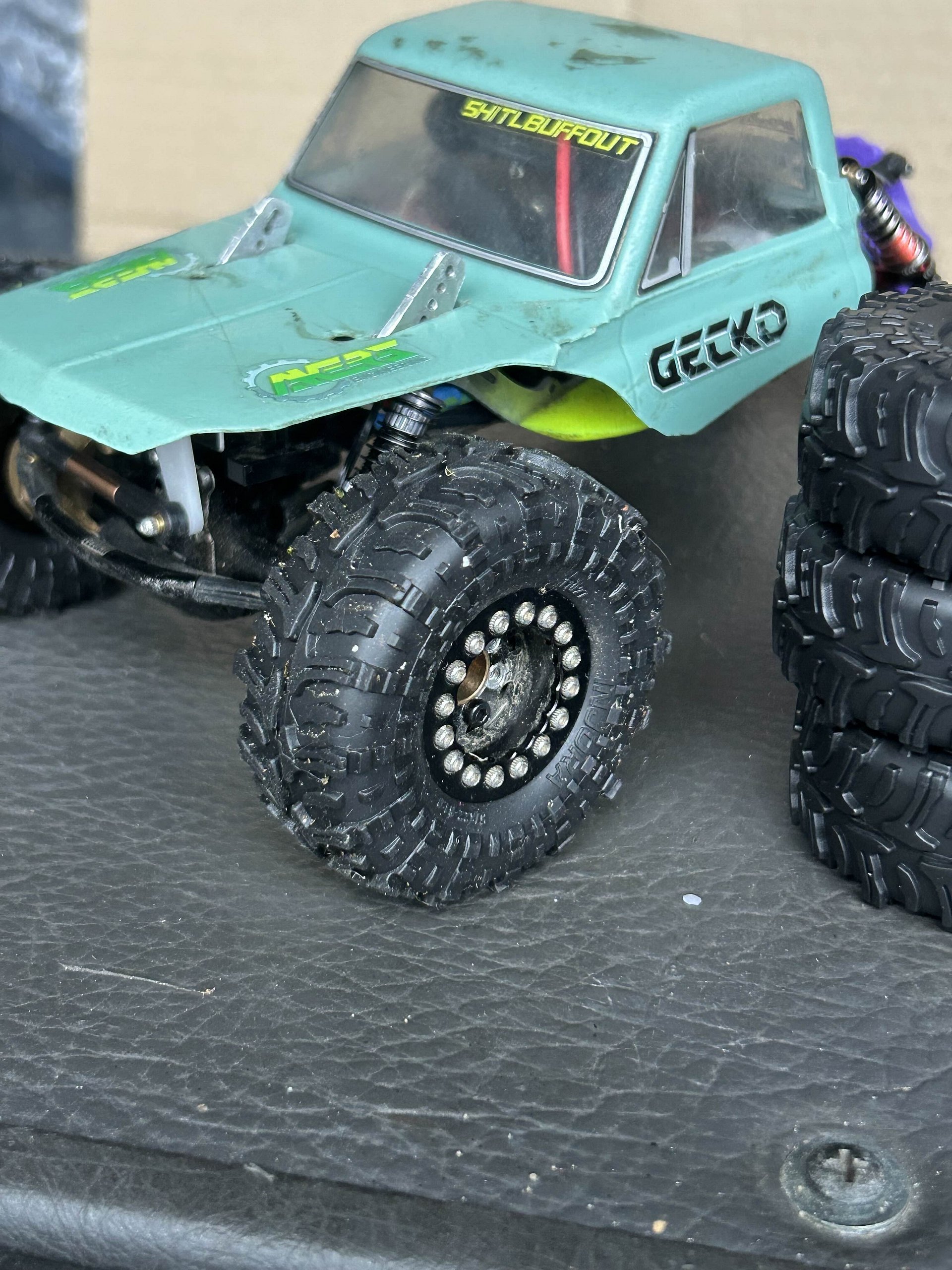 Injora HAMROK 1.0 Tires product image (2)