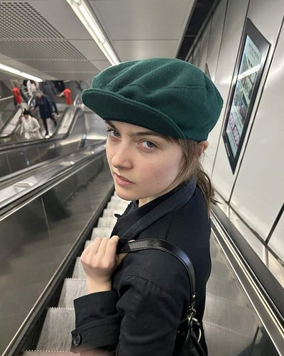 ellieposting
@vcl_xi we miss you ❤️

📸@multiinstrumental_cover_artist and @vcl_xi

#studyabroad #drummer #royalfish #majorell...