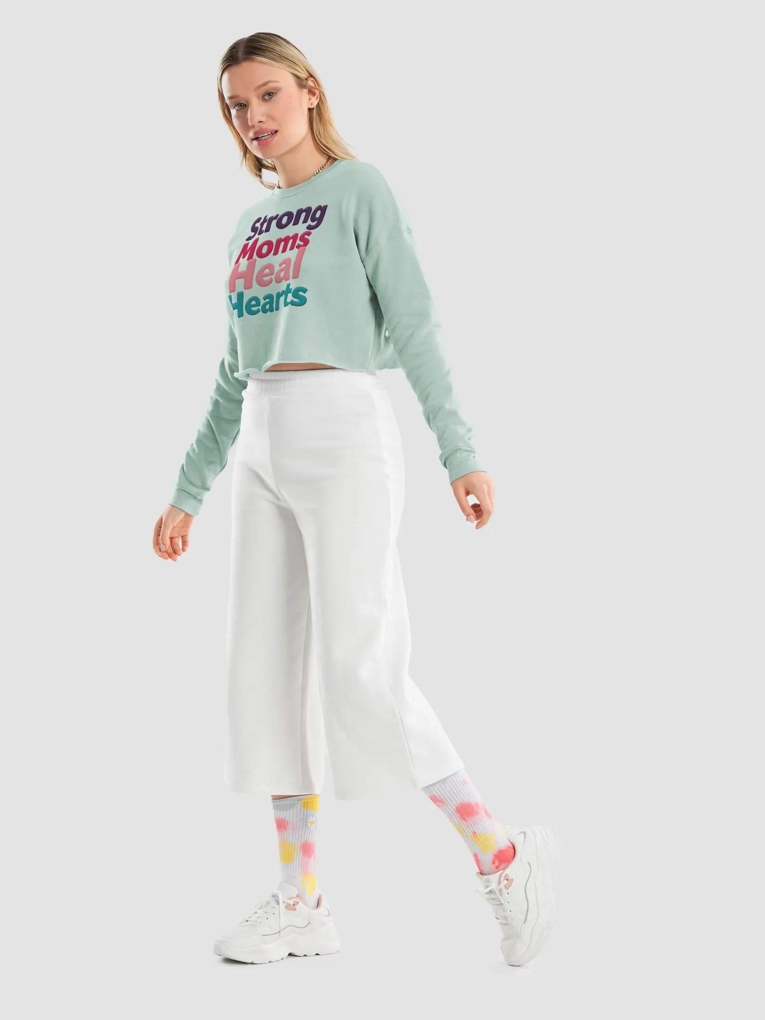 Strong Moms Heal Hearts Crop Sweatshirt product image (35)