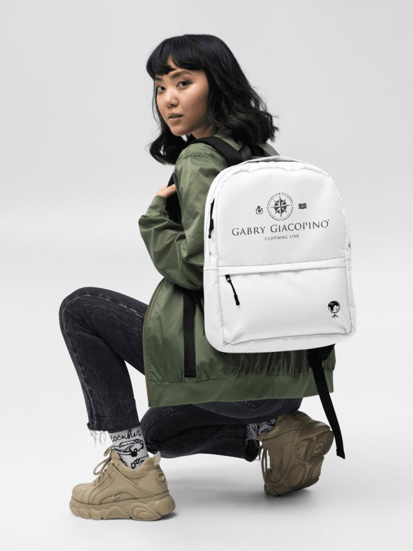 Zainetto Bianco Gabry Giacopino Clothing Line – Minimalismo ed Eleganza in Movimento product image (1)