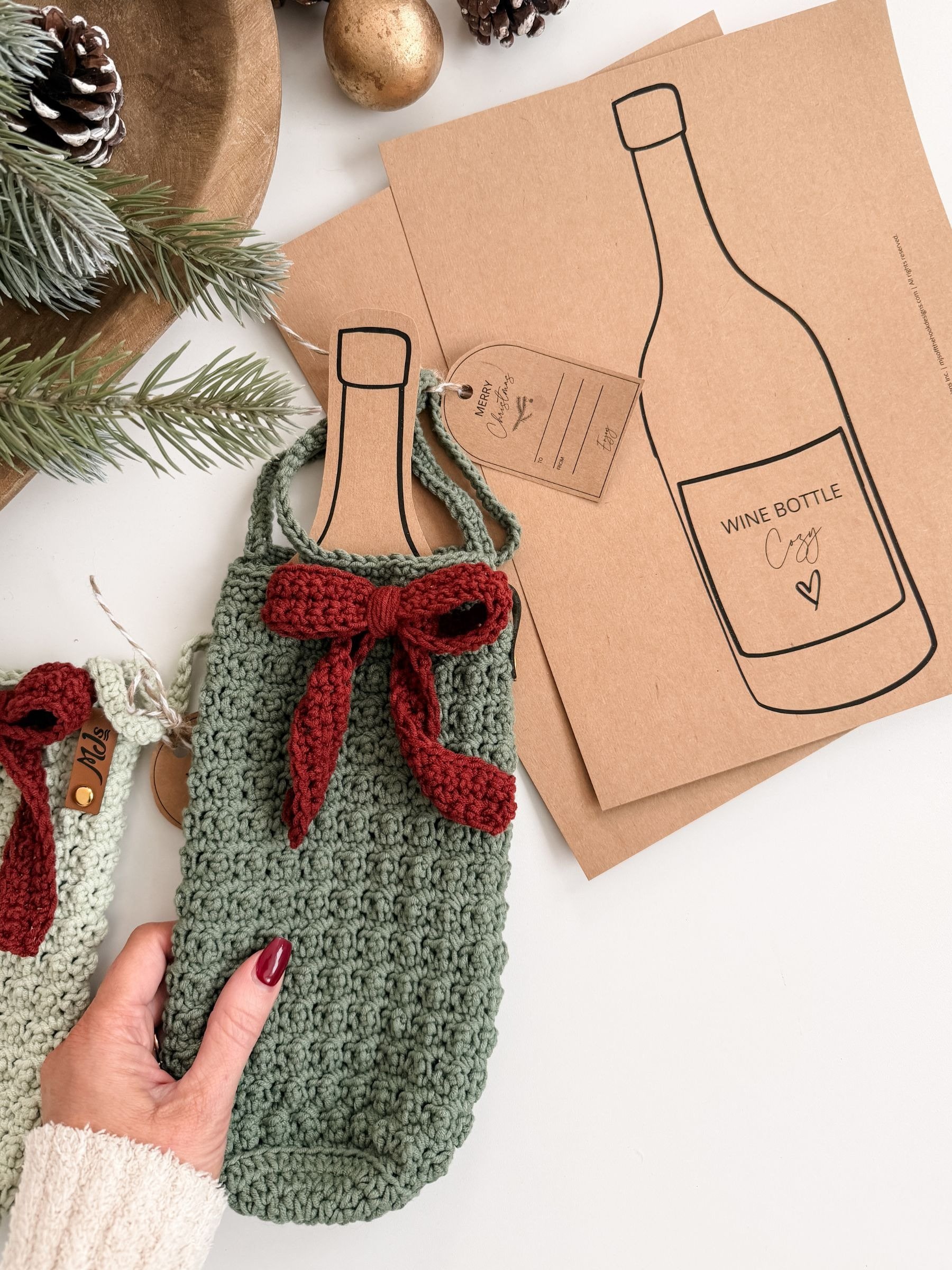 Winterberry Wine Bottle Cozy Crochet Pattern product image (6)