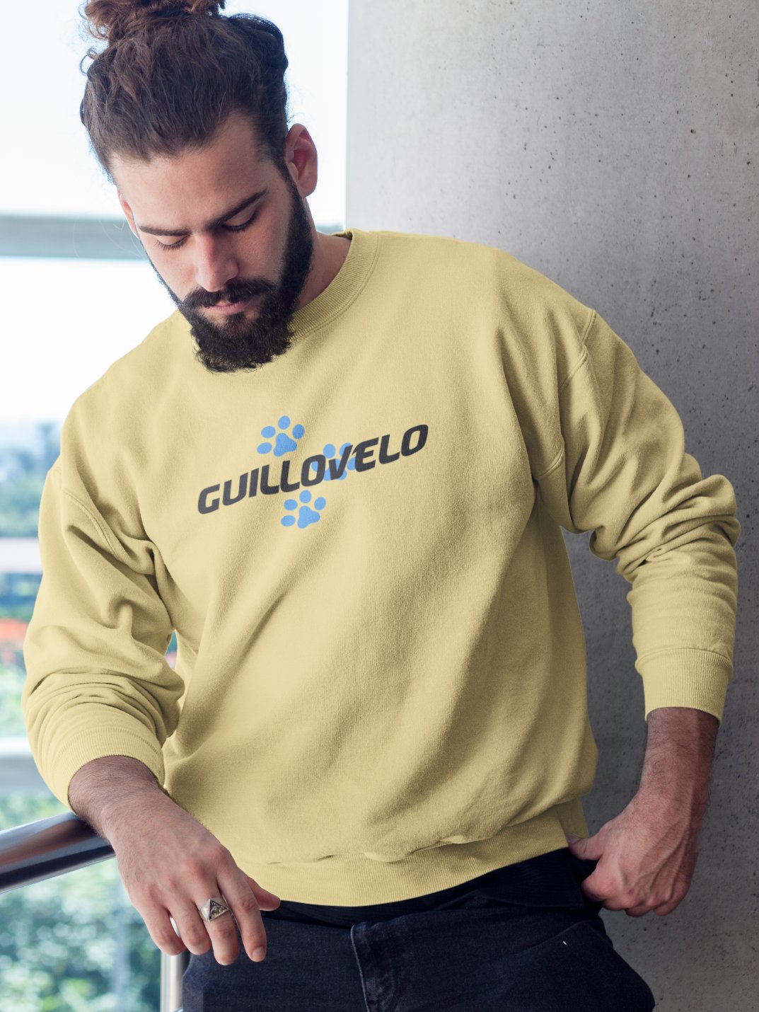GUILLOVELO BLUE PAW SWEATSHIRT product image (1)