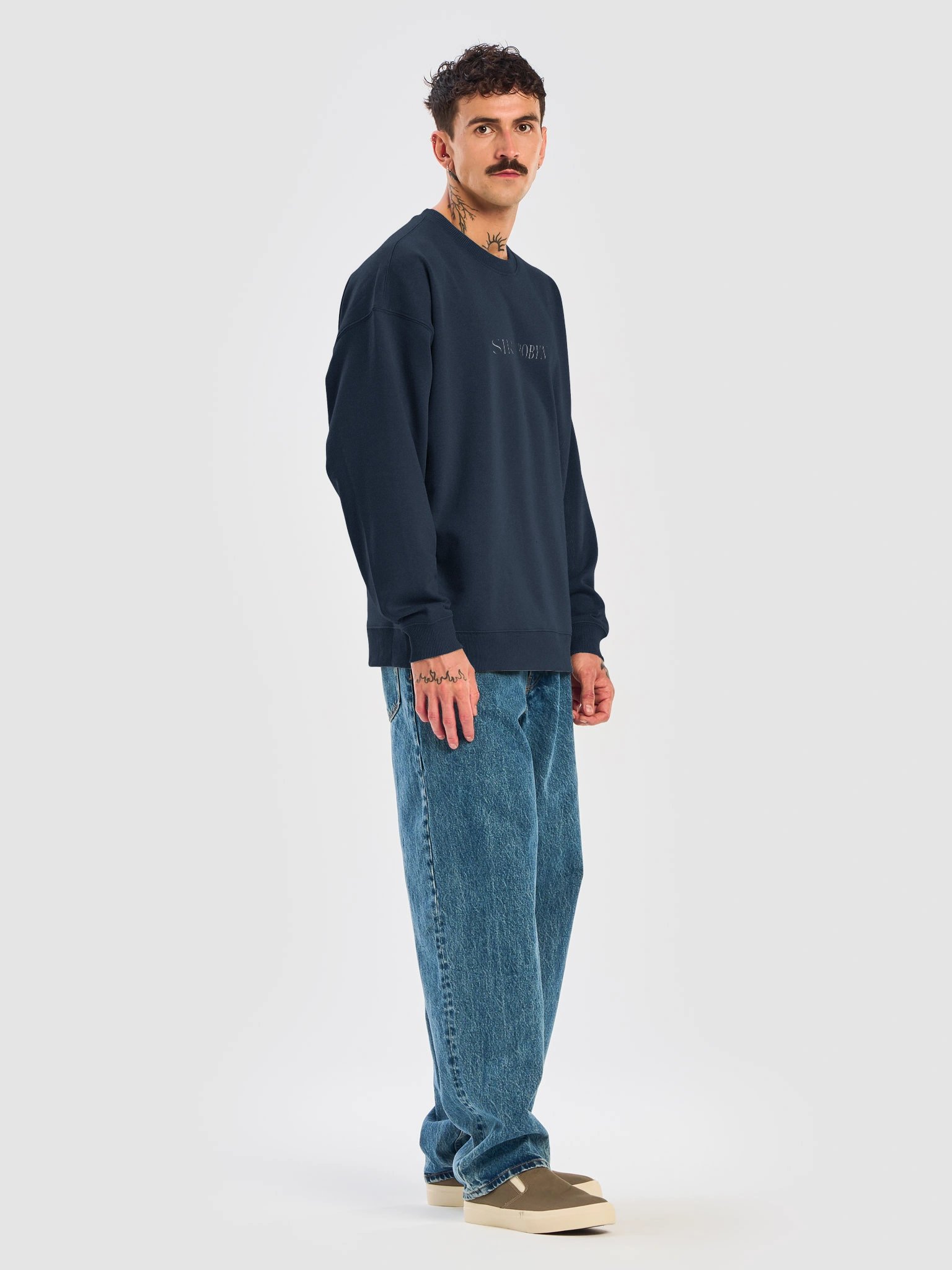 SIRENROBYN Classic Crewneck Sweatshirt product image (7)