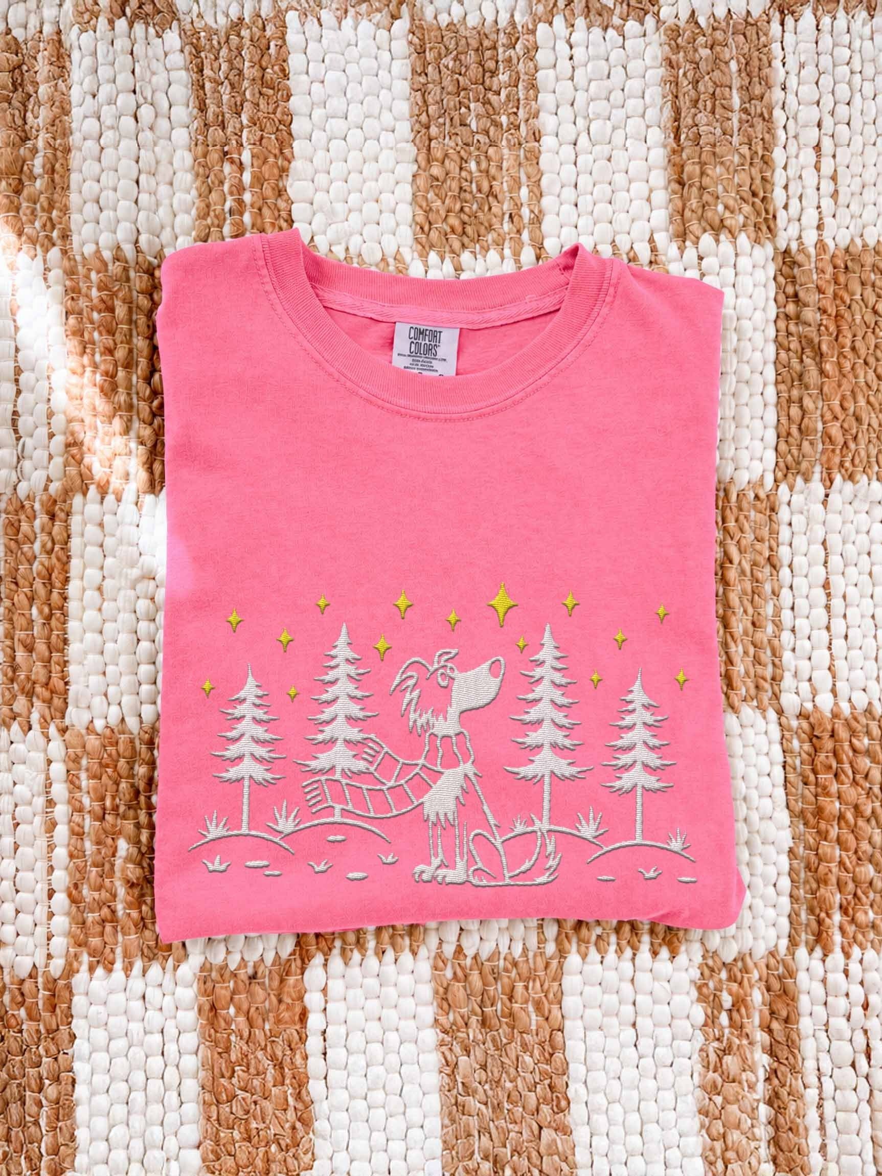Border Collie Winter/Christmas Line Art Design Embroidered T-Shirt product image (1)