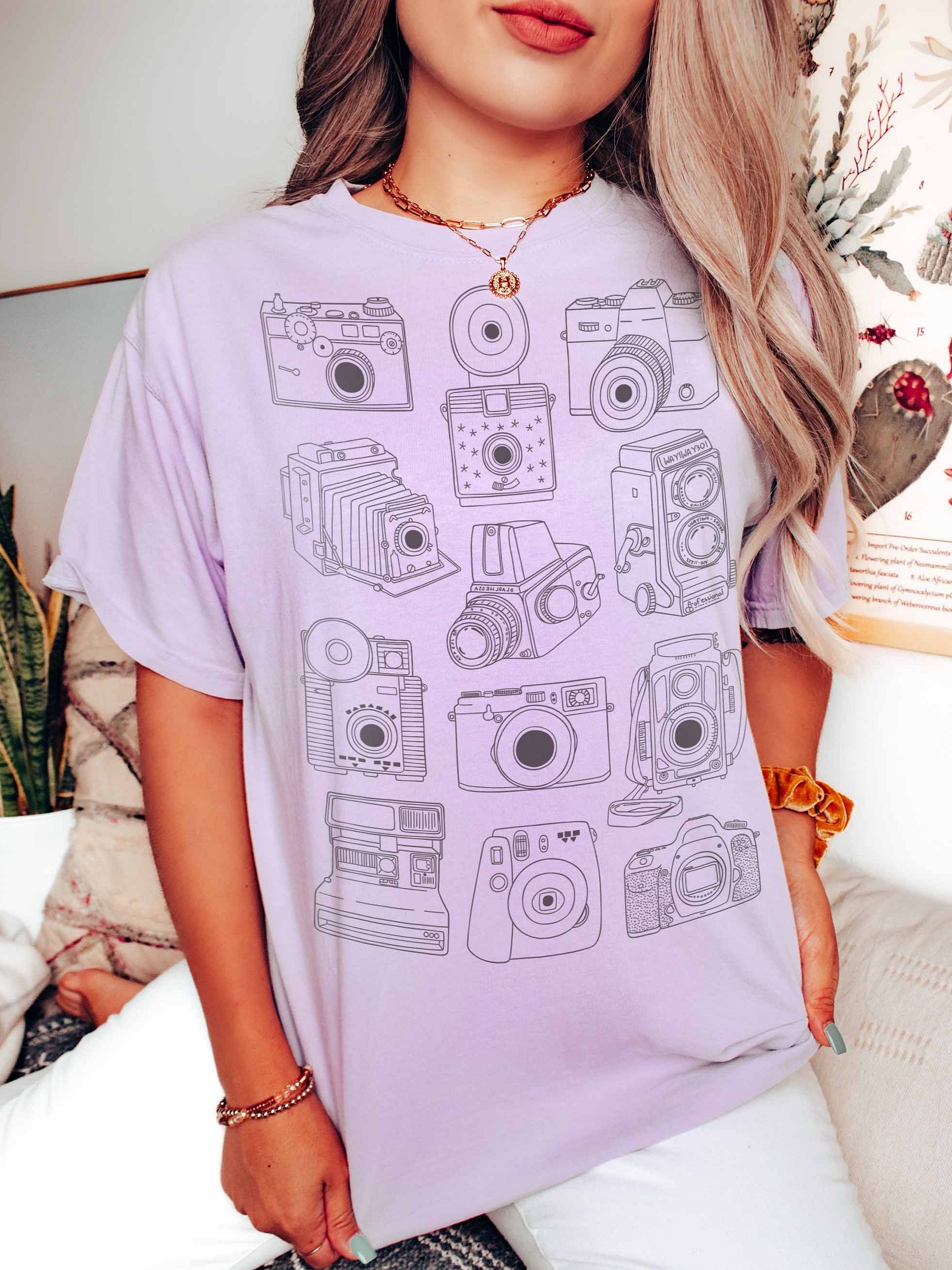 Dark Academia Vintage Cameras Shirt – Retro Film Photography Graphic Tee - Dark Academia product image (2)