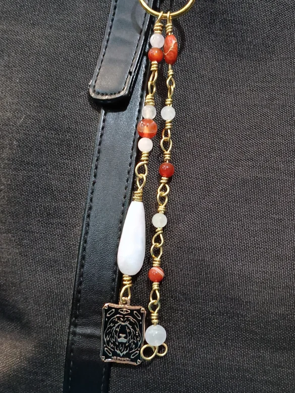 Courage & Success Purse Charm | Carnelian, Spodumene & Strength Tarot | Gold-Tone product image (3)