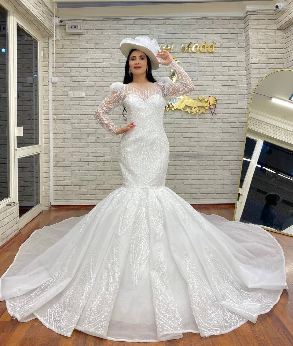 Wedding dress product image (1)