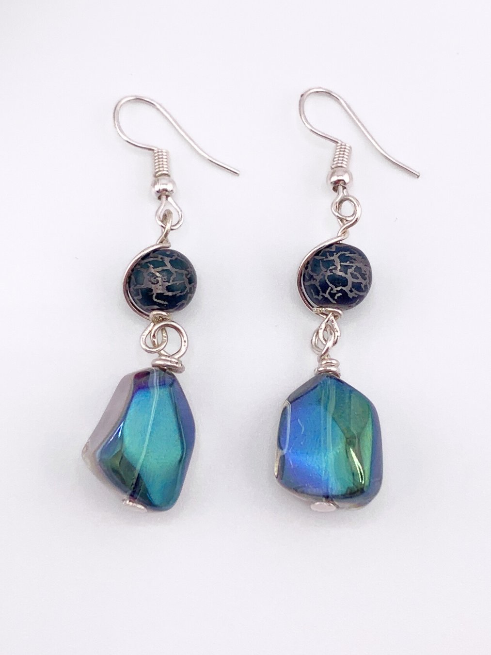 Abalone Shell Pendant Beaded Necklace, Bracelet, and Earrings Set product image (4)