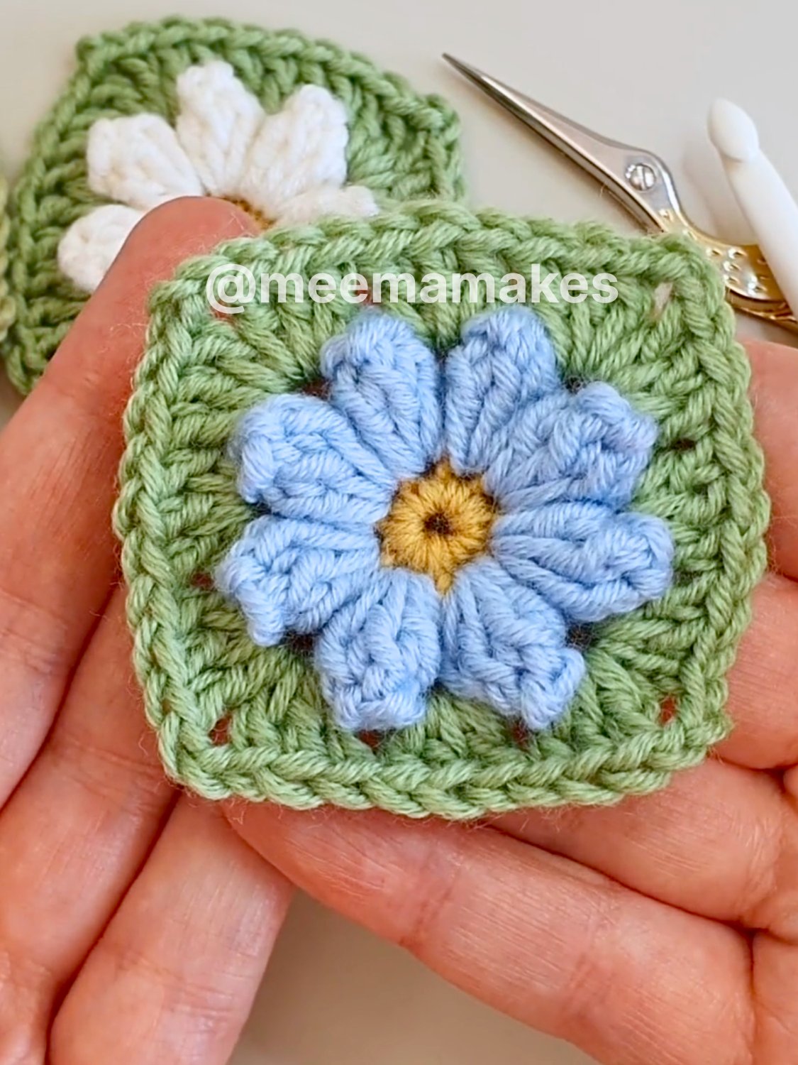 Bundle of 10 Beginner Granny Square Patterns product image (12)