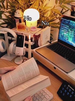 I have been loving One Dark Window so far, I’m really interested where the story is going to go 📖🤭 What have you been reading recently? 🦋 • •  • #bookish #booktok  #booktoker #readmorebooks #onedarkwindow #bookaddict #booklove #cozyreading #cozyspace #cozyvibes #cozysetup #desksetup #cozyaesthetic 
