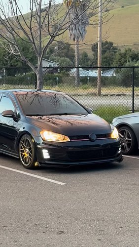 Just out with some of the crew! 🤙🏻 #carscene #carclub #volkswagen #honda #tacoma