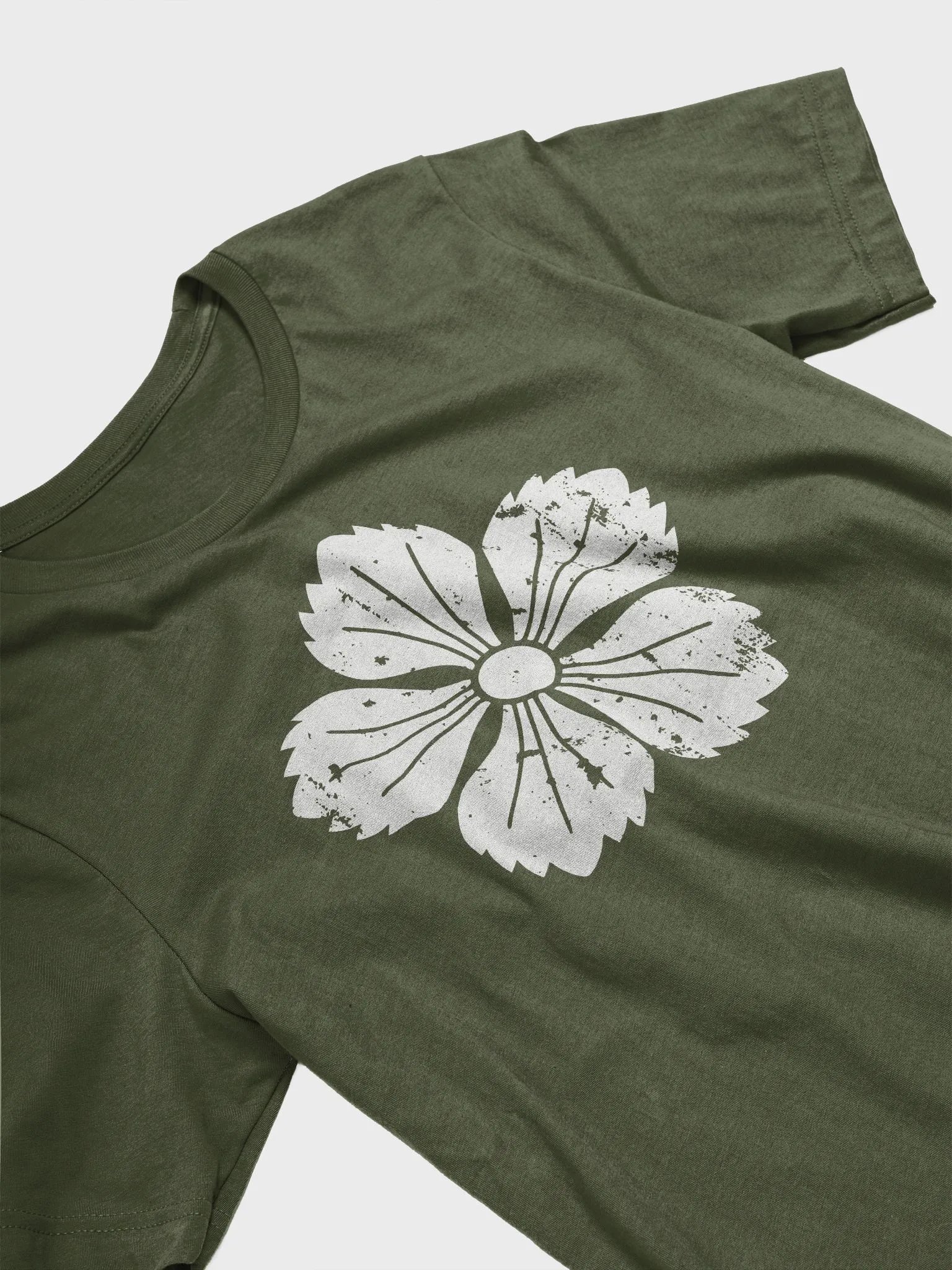 Saito Clan Mon Premium Soft Tee product image (1)