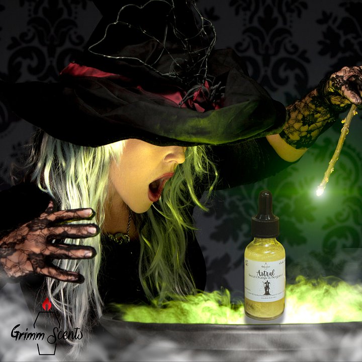 Astral Shimmer Body Oil product image (1)