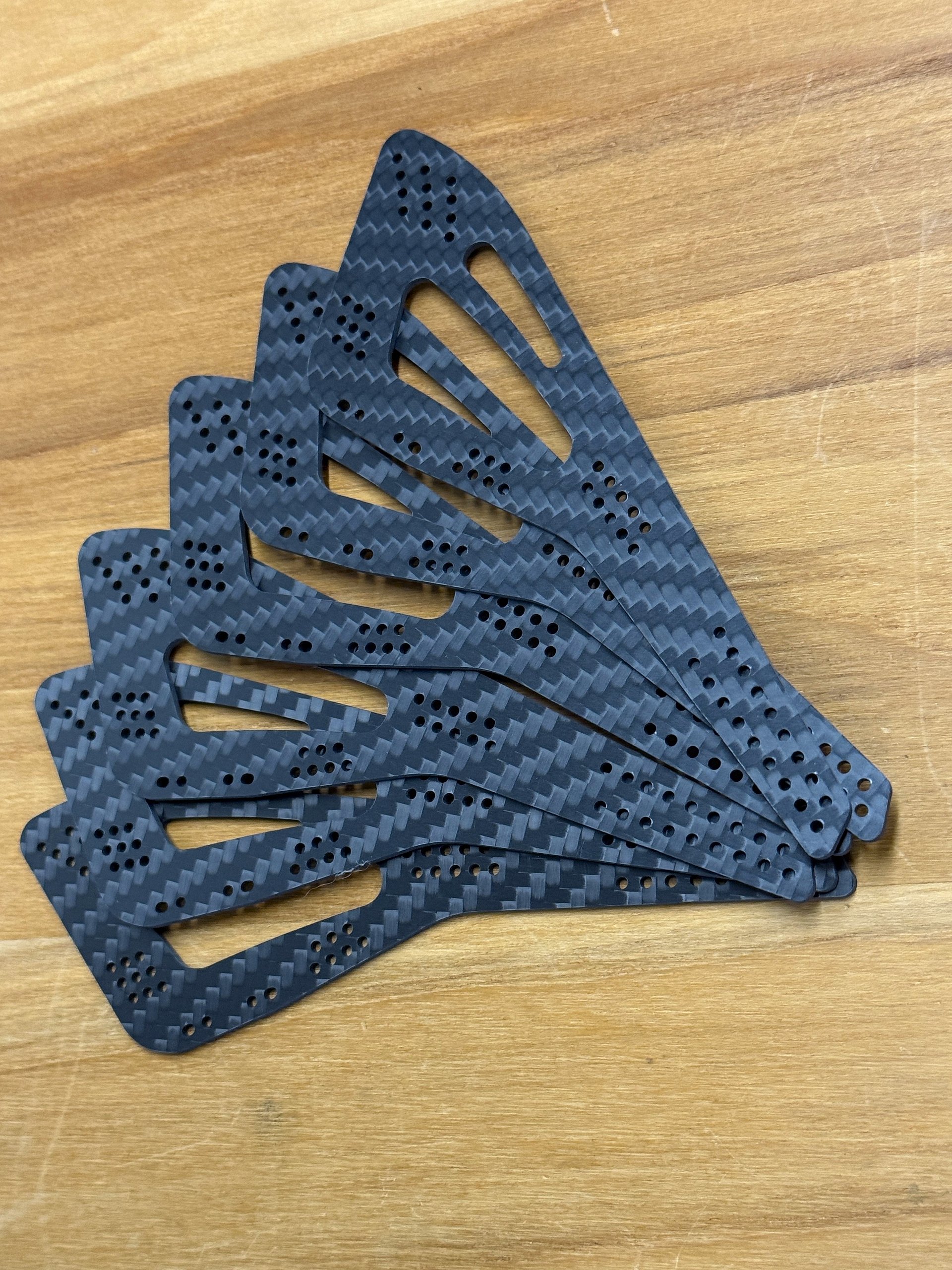 Tadpole 24th Scale Chassis - CARBON FIBER product image (2)