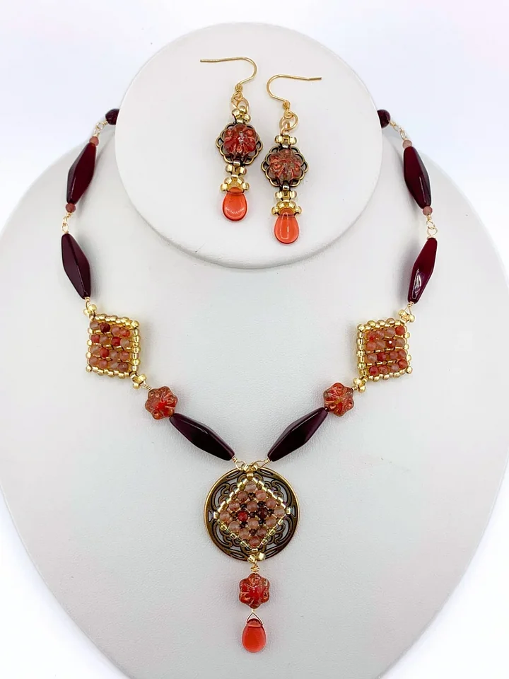 Spiced Berry Beaded Necklace and Earrings Set product image (1)