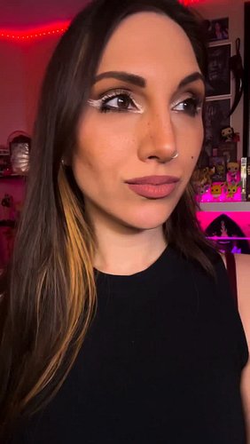 What’s your favourite Eeveeloution? 🤎

I’ve been creating some wearable Eeveeloution inspired makeups and of course we have t...