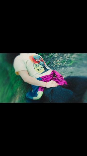 Stare into your soul

veritasphenomenon.xyz
#veritasphenomenon #weirdcore #ravewear #festivalfashion #liminal