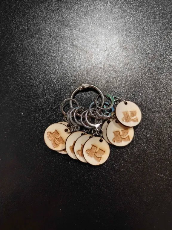 Custom Logo Basswood Stitch Markers product image (2)
