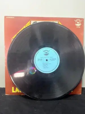 TikTok asked me to make a video so, Voilà, some vinyl 🤷‍♂️